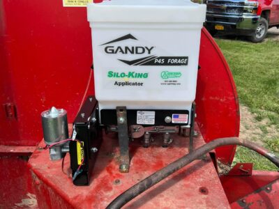 New Holland Silo King Applicator